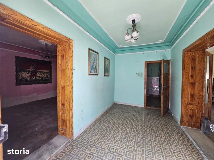 Casă cu 3 camere cu Teren 212 Mp în Central