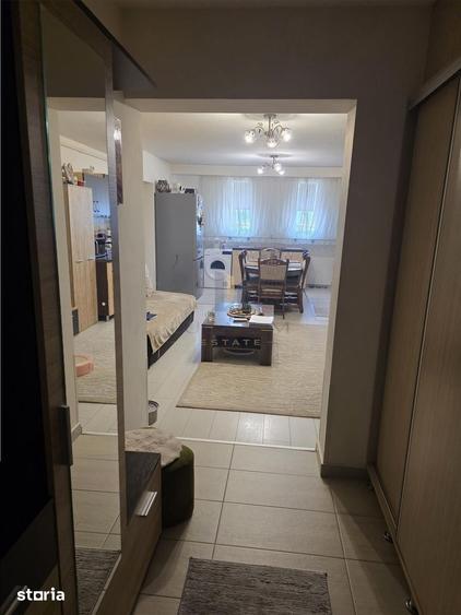 Apartament cu 3 camere în Ghiroda