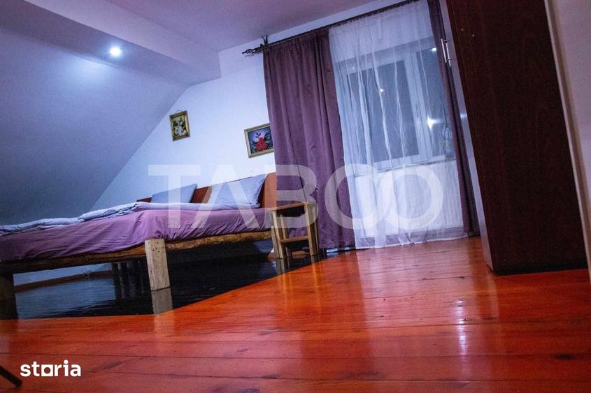 Casă cu 4 camere cu Teren 600 Mp în Mândra