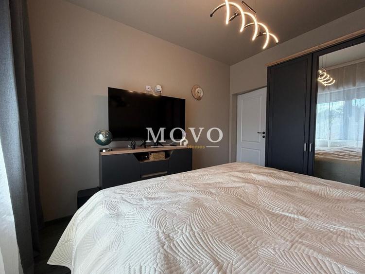Duplex cu 4 camere cu Teren 250 Mp în Sânmihaiu Român