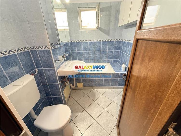 Apartament cu 4 camere decomandat, mobilat în Republicii