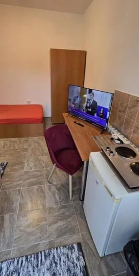 Garsonieră semidecomandată în Eroii Revoluției
