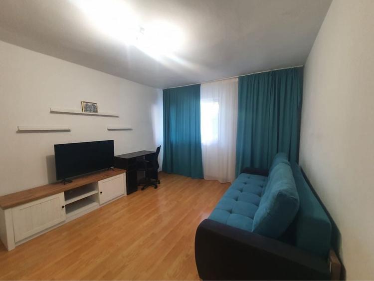 Apartament cu 2 camere decomandat în Albești