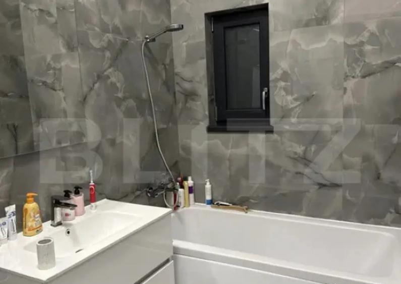 Casă cu 4 camere în Stupini