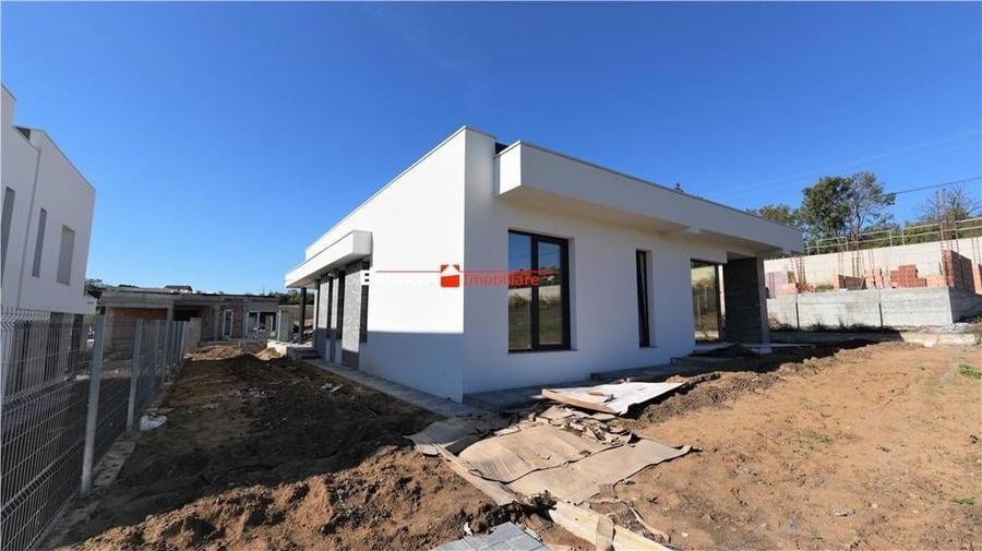 Casă cu 3 camere cu Teren 570 Mp în Iorga