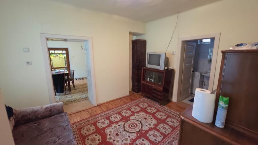 Casă individuală cu 5 camere cu Garaj în Vințu de Jos