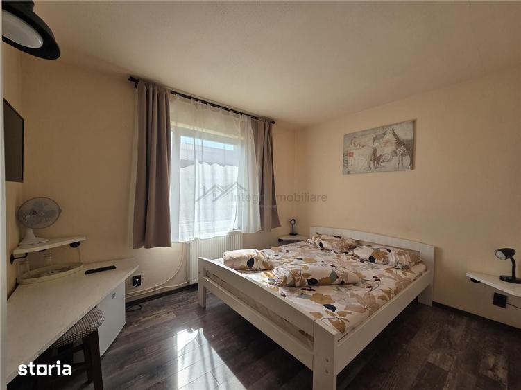 Casă cu Teren 2766 Mp în Sânmartin