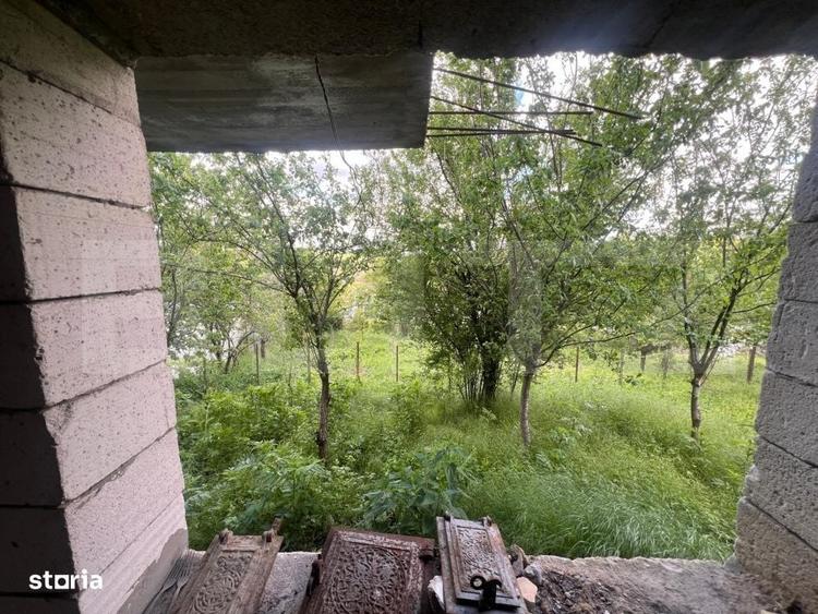 Casă cu 4 camere în Cârligei