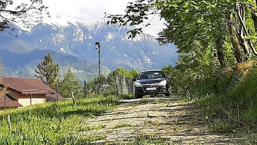 teren intravilan de vanzare - 5
