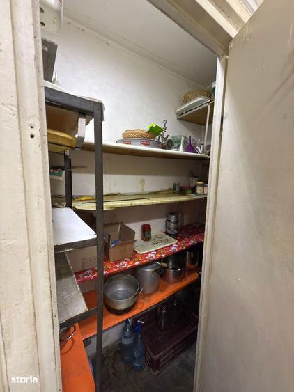 Apartament cu 4 camere decomandat în Berceni