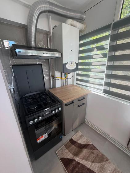 Apartament cu 2 camere decomandat în Nicolina