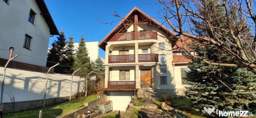 Casă cu 5 camere cu Teren 698 Mp în Albert