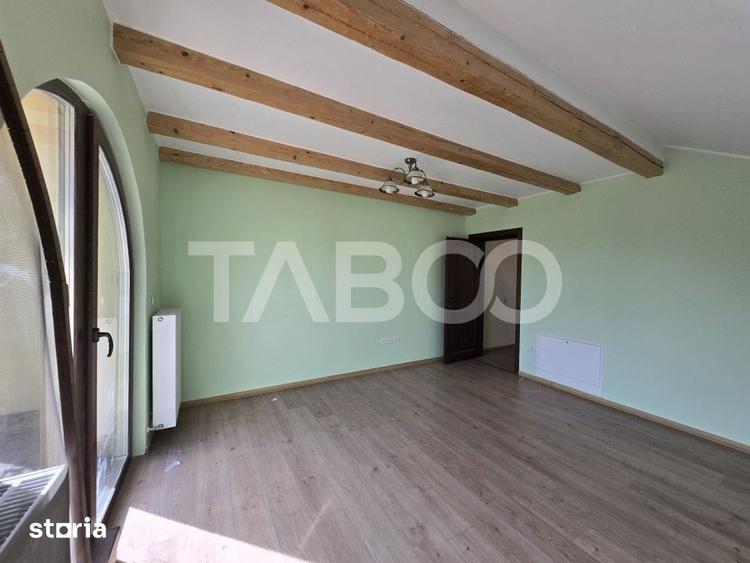 Casă cu 5 camere cu Teren 320 Mp în Tineretului