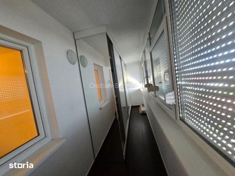 Apartament 3 camere Prelungirea Craiovei, bloc nou, lift