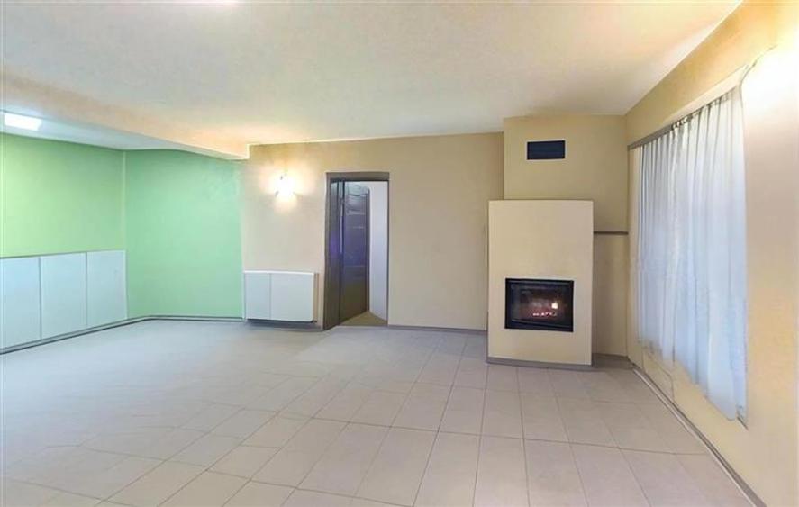 Casă individuală cu 5 camere cu Teren 660 Mp în Sângeorgiu de Mureș