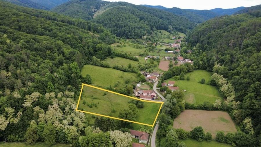 Teren intravilan Toc - Savarsin - 7.000 mp - f.s 60 ml - 2