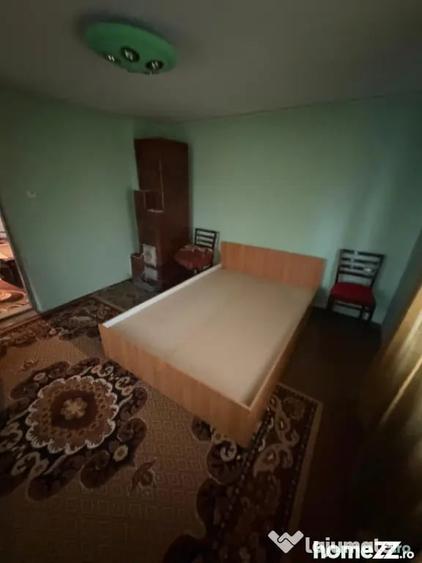 Casă cu 6 camere cu Teren 270 Mp în Central