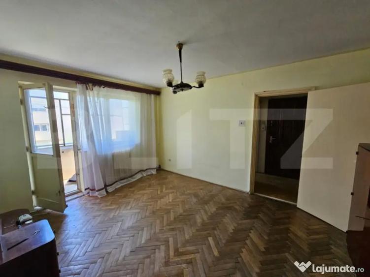 Apartament cu 2 camere semidecomandat în Central