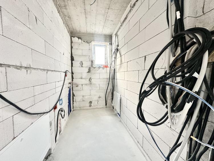 Duplex cu 5 camere cu Canalizare în Moșnița Nouă