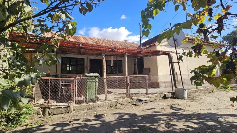 Casă cu 3 camere în Otvești