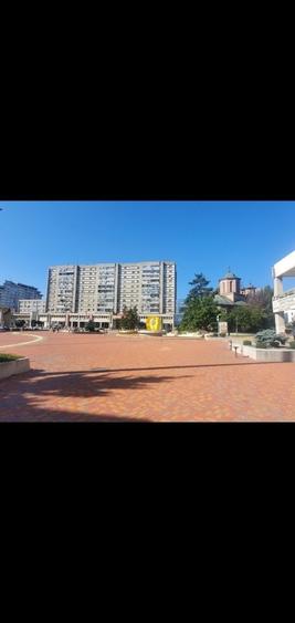 Apartament cu 3 camere decomandat în Ultracentral