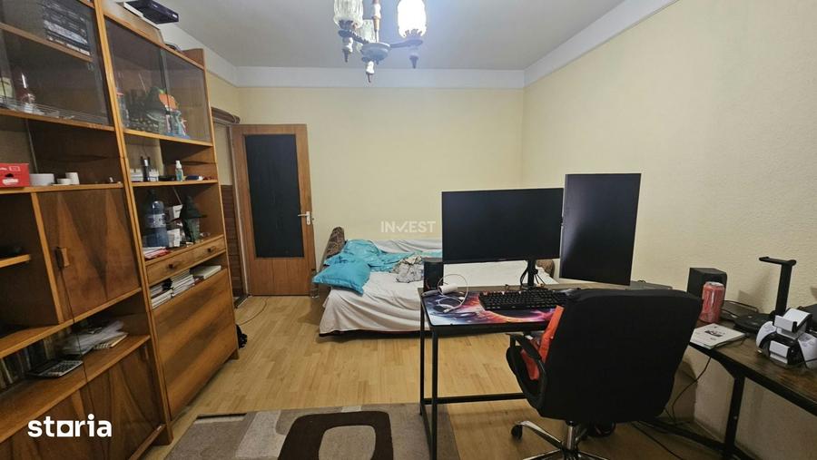 Apartament cu 2 camere decomandat în Hala Centrală