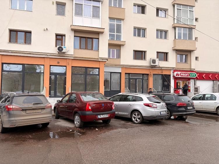 Spațiu comercial, de 80 mp, în Blașcovici