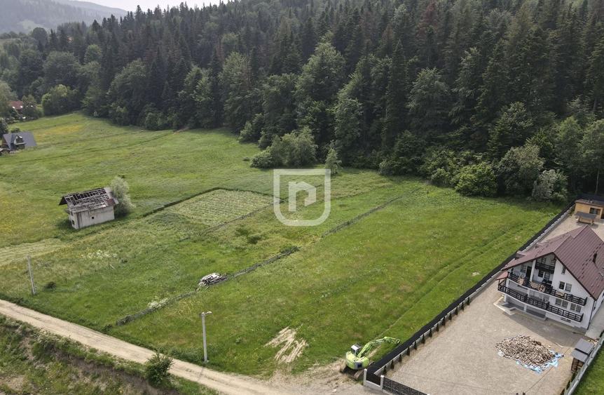 Teren Construcții intravilan de 6743 mp, în Central