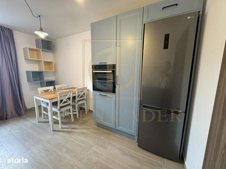 Apartament cu 3 camere în Tractorul