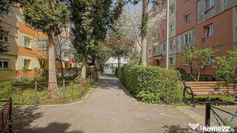 Apartament cu 2 camere decomandat în Electroprecizia