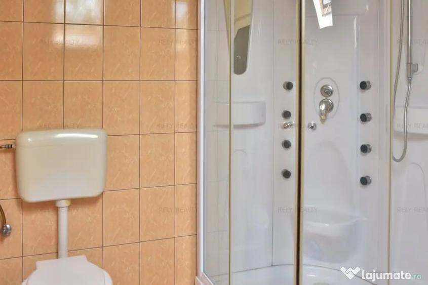 Casă cu 6 camere în Vulcana-Pandele