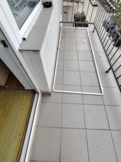 Apartament cu 2 camere semidecomandat în Florești