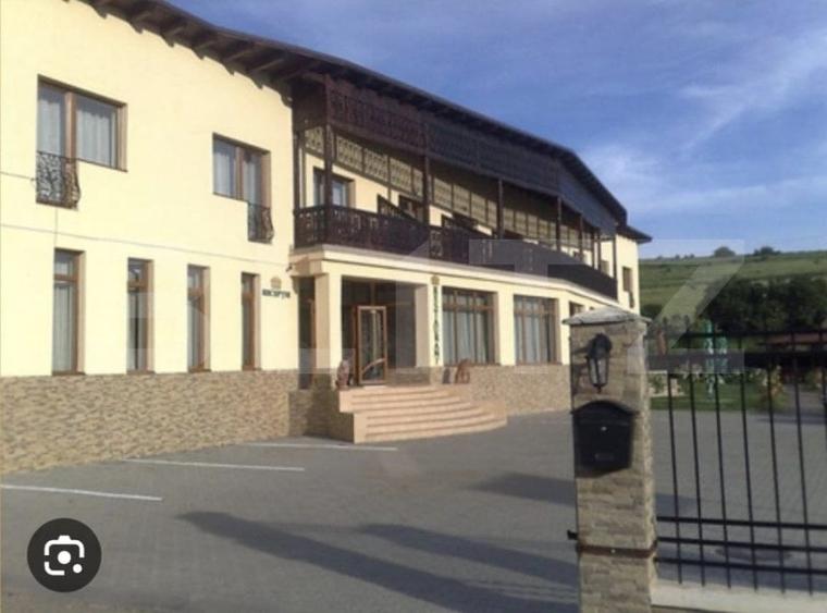 Hotel/Pensiune, de 800 mp, în Sântana de Mureș
