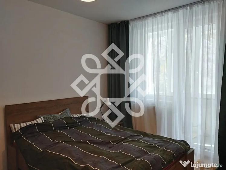 Apartament cu 3 camere semidecomandat în Rogerius