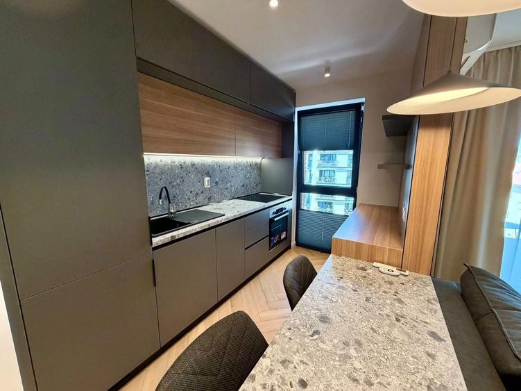 Apartament cu 2 camere decomandat, mobilat în Mărăști