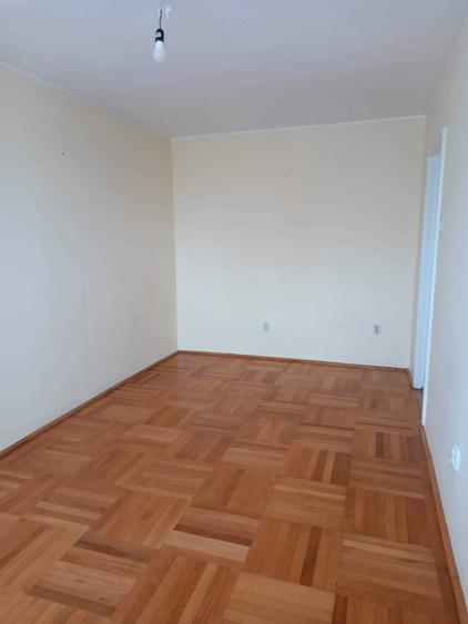 Apartament cu 2 camere decomandat în Mazepa 2