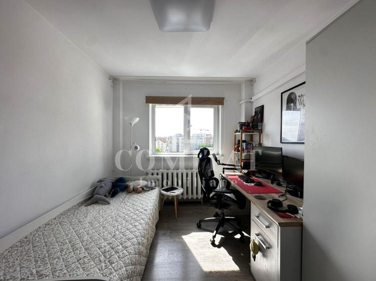 Apartament cu 4 camere decomandat, mobilat în Mărăști