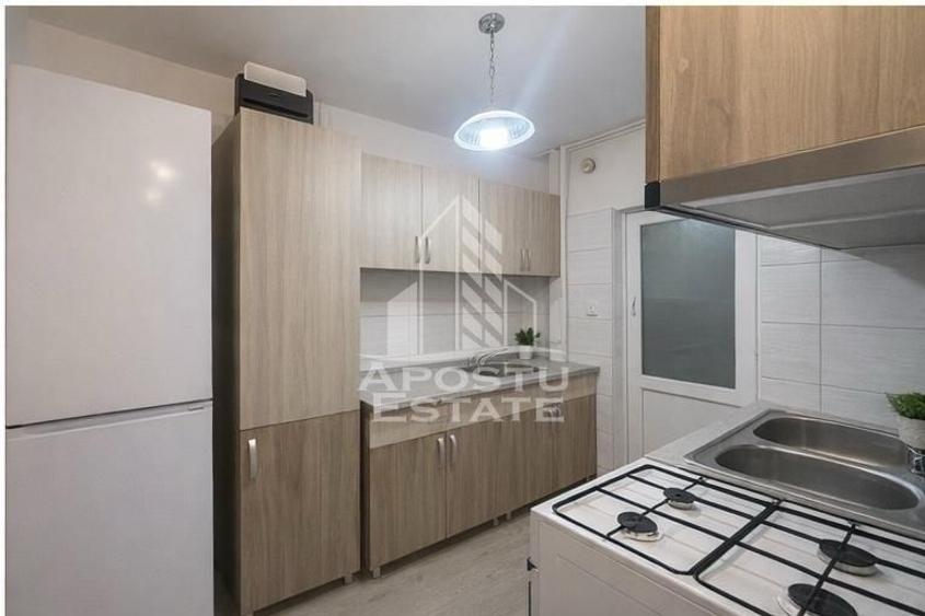 Apartament cu 3 camere decomandat, mobilat în Șagului