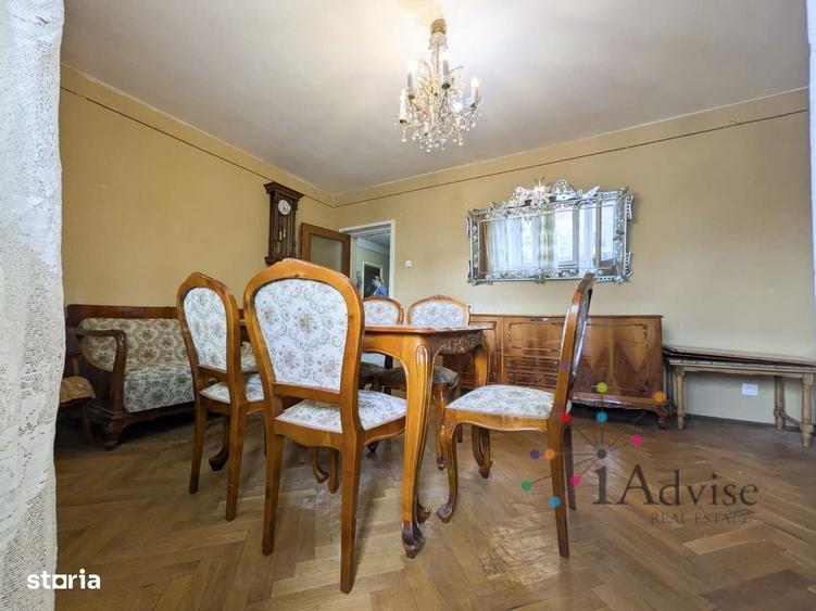 Apartament cu 3 camere decomandat în Sud