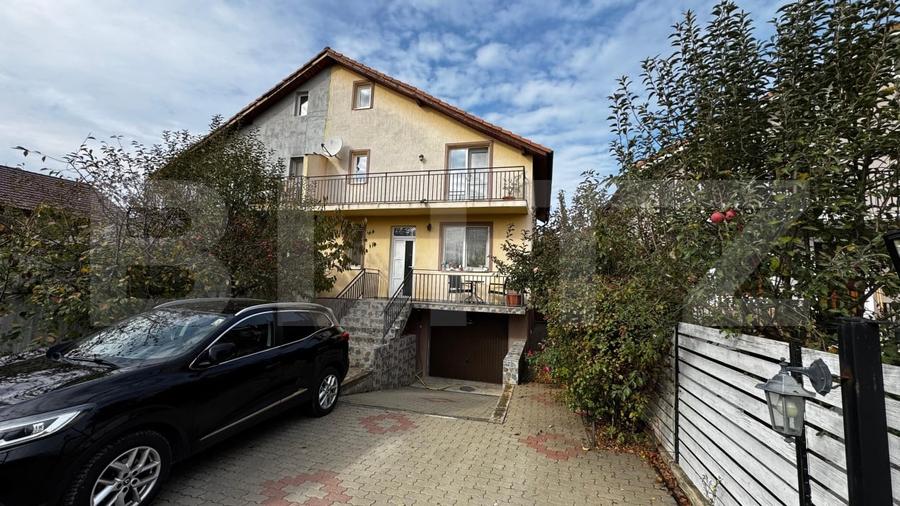 Duplex cu 5 camere cu Canalizare în Micești
