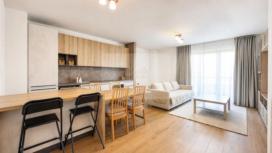 Apartament cu 2 camere semidecomandat, mobilat în Semicentral