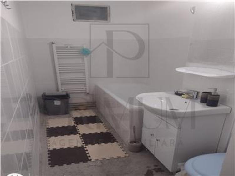 Garsonieră decomandată, mobilată în Dâmbovița