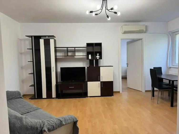 Apartament cu 2 camere semidecomandat în Lipovei
