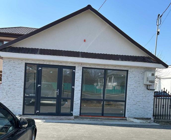 Spațiu comercial, de 50 mp, în Barcea
