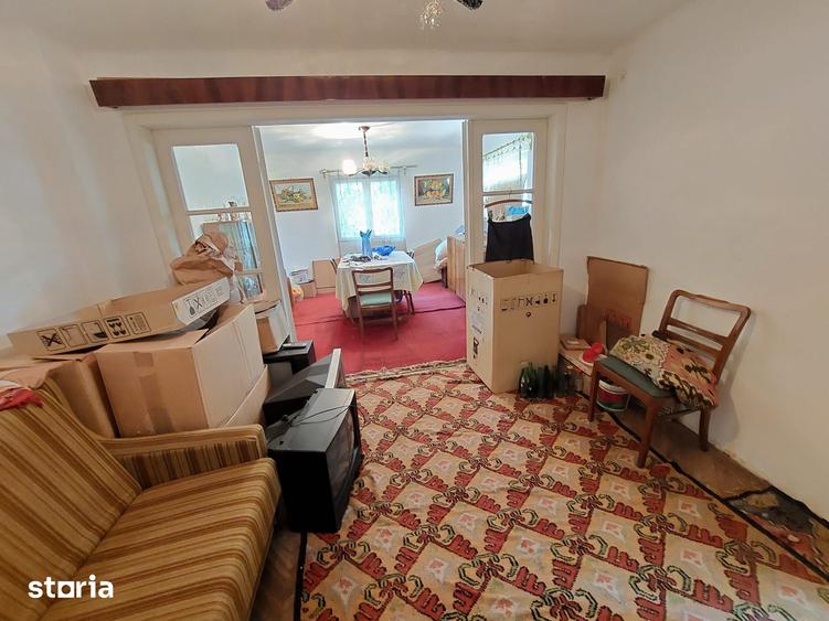 Casă cu 4 camere cu Teren 2690 Mp în Șotânga