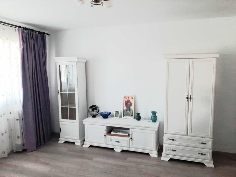 Apartament cu 2 camere circular, mobilat în Drumul Taberei — fotografia 1