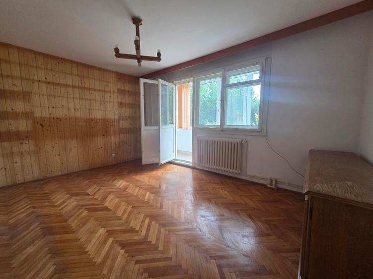 Apartament cu 3 camere decomandat în Gheorgheni