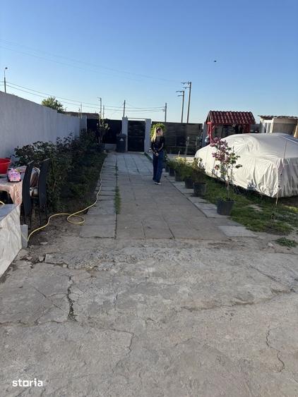 Casă cu 3 camere cu Teren 333 Mp în Central