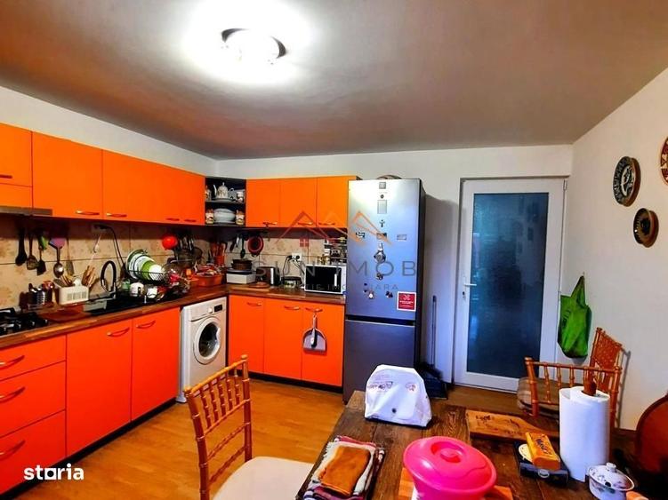 Casă cu 3 camere decomandat cu Teren 313 Mp în Central