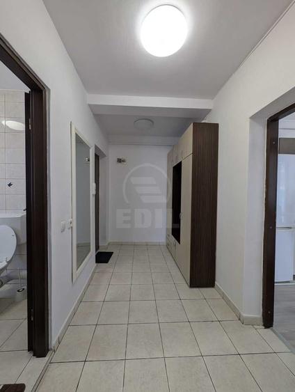 Apartament cu 2 camere decomandat în Florești